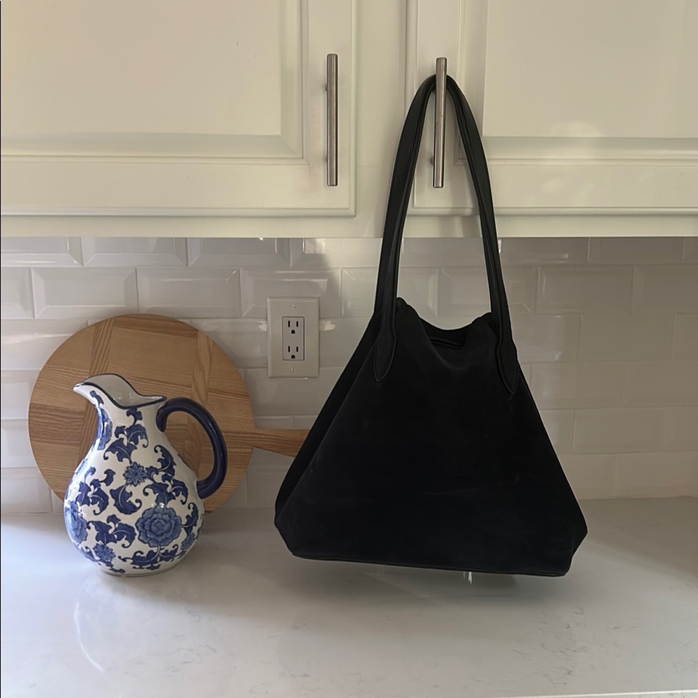 Elegant Navy Blue MaxMara Suede Tote Bag